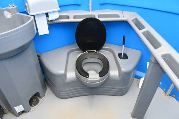 Affordable portable toilet rental in Lucasville, OH